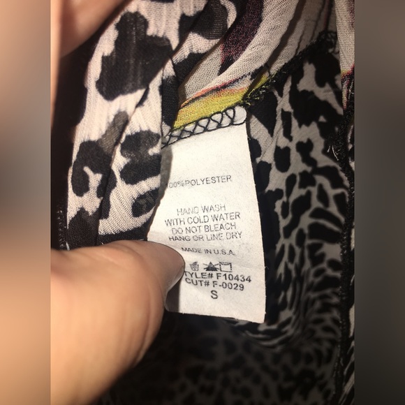 Flats & Heels | Women’s Multi-pattern Semi-Sheer Loose Fit Blouse Top - Picture 6 of 8